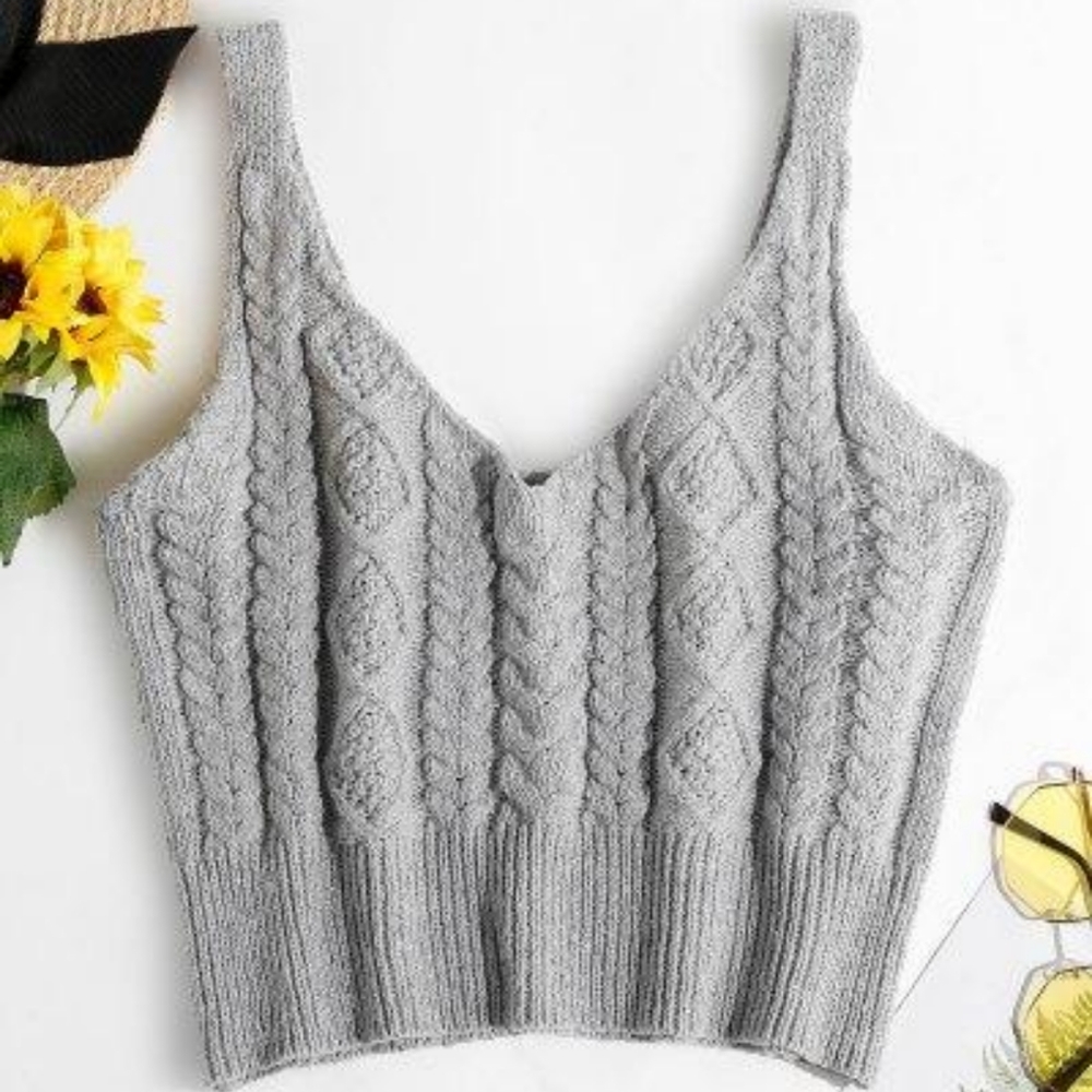 Knitted crop sweater tank top